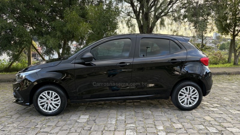 ARGO 1.0 FIREFLY FLEX 4P MANUAL - 2021 - CAXIAS DO SUL