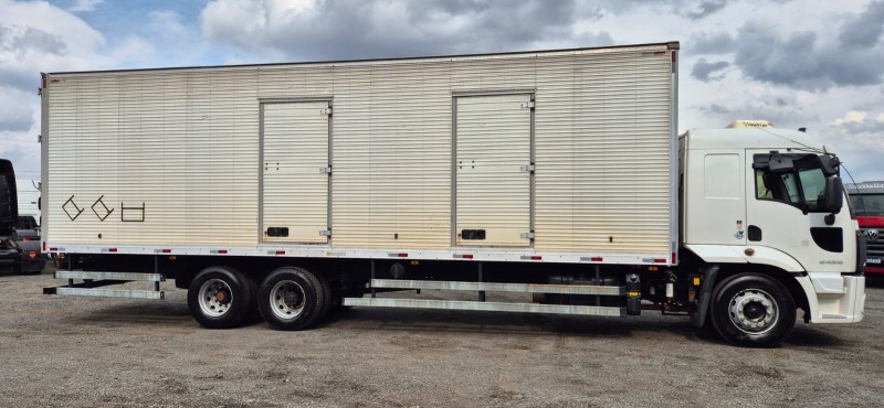 CARGO 2429 E 6X2 TURBO - 2015 - CAXIAS DO SUL