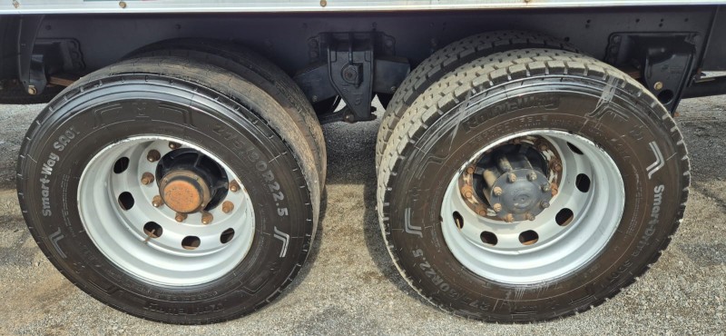 CARGO 2429 E 6X2 TURBO - 2015 - CAXIAS DO SUL