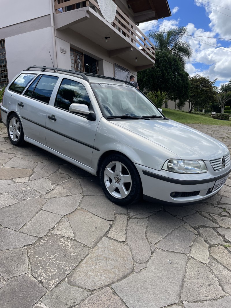 PARATI 1.8 MI 8V GASOLINA 4P MANUAL G.III - 2001 - BENTO GONçALVES