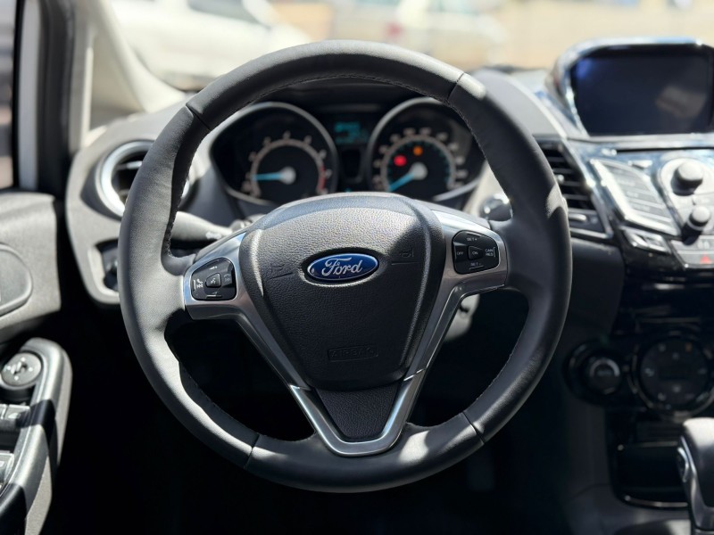 FIESTA 1.0 ECOBOOST TITANIUM HATCH 12V GASOLINA 4P AUTOMÁTICO - 2017 - LAGOA VERMELHA