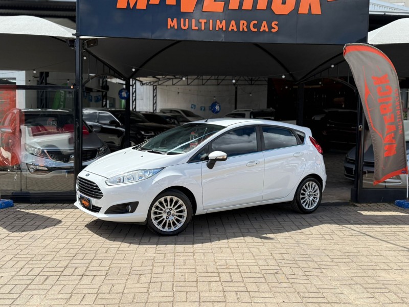 FIESTA 1.0 ECOBOOST TITANIUM HATCH 12V GASOLINA 4P AUTOMÁTICO - 2017 - LAGOA VERMELHA