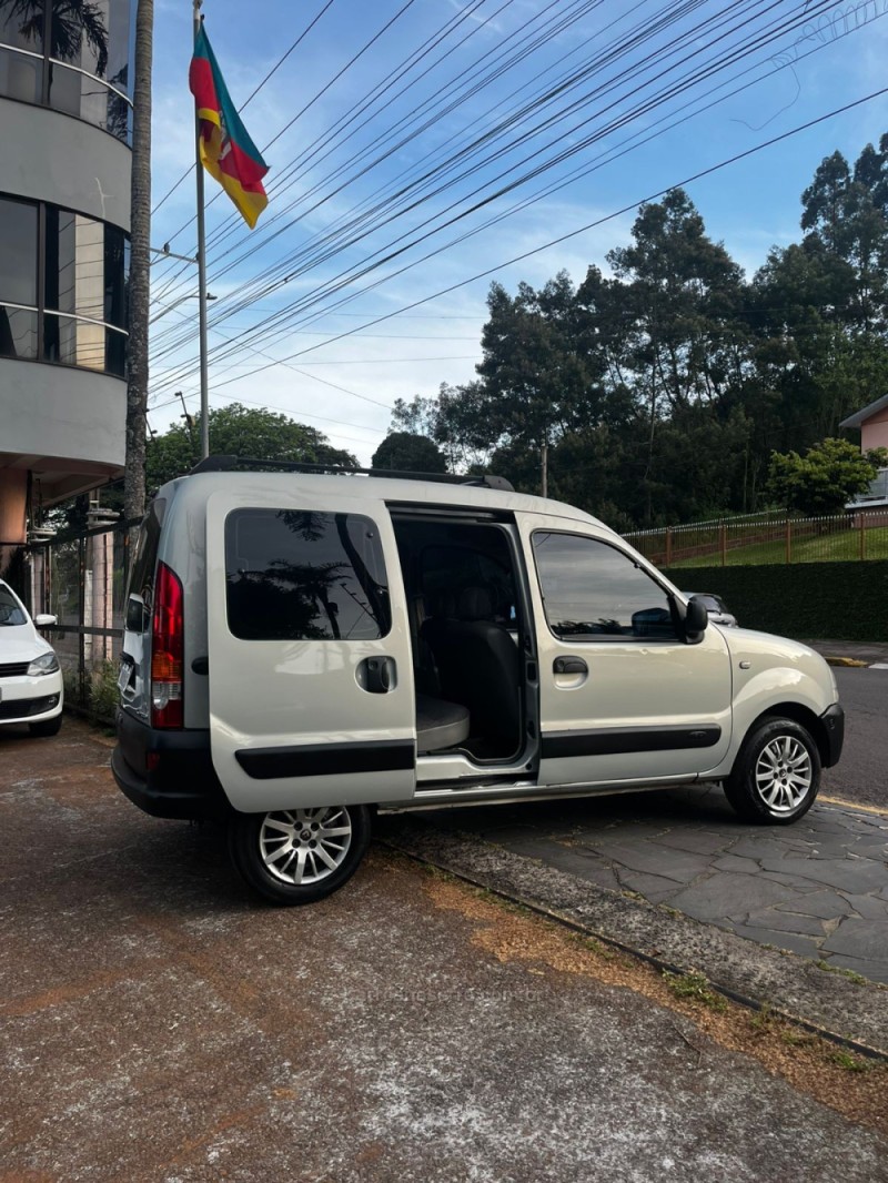 KANGOO 1.6 AUTHENTIQUE 16V GASOLINA 4P MANUAL - 2008 - CARLOS BARBOSA