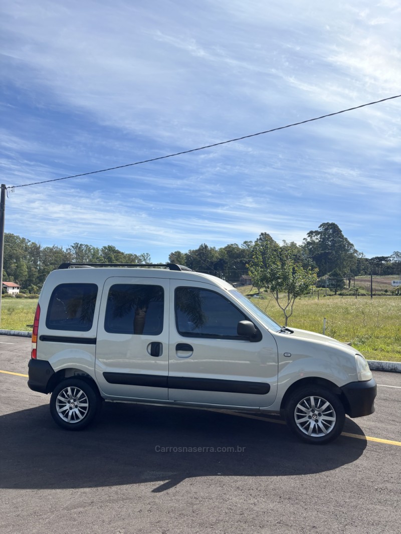 KANGOO 1.6 AUTHENTIQUE 16V GASOLINA 4P MANUAL - 2008 - CARLOS BARBOSA