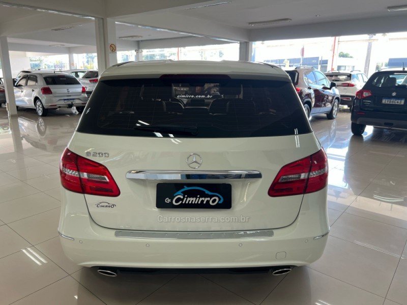 B 200 1.6 TURBO GASOLINA 4P AUTOMÁTICO - 2014 - TAQUARA