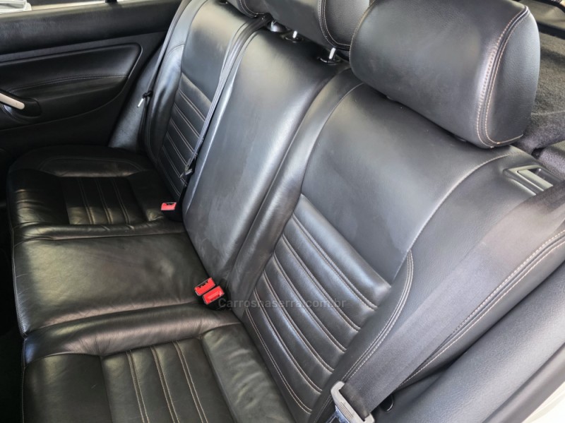 GOLF 1.6 MI SPORTLINE LIMITED EDITION 8V FLEX 4P MANUAL - 2013 - CAXIAS DO SUL