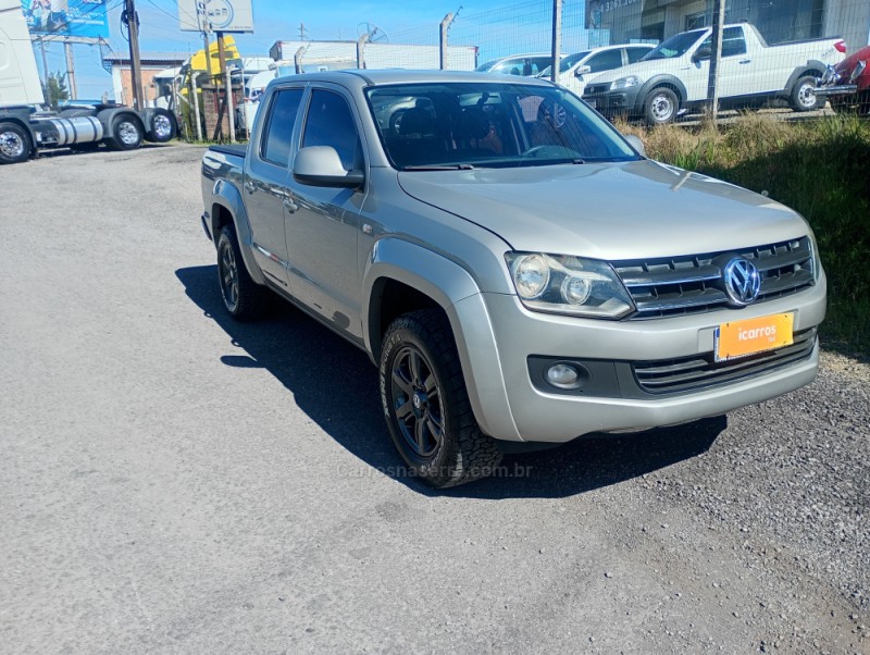 AMAROK 2.0 TRENDLINE 4X4 CD 16V TURBO INTERCOOLER DIESEL 4P AUTOMÁTICO - 2014 - FARROUPILHA