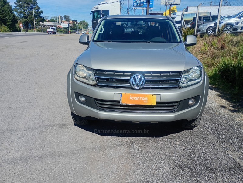 AMAROK 2.0 TRENDLINE 4X4 CD 16V TURBO INTERCOOLER DIESEL 4P AUTOMÁTICO - 2014 - FARROUPILHA