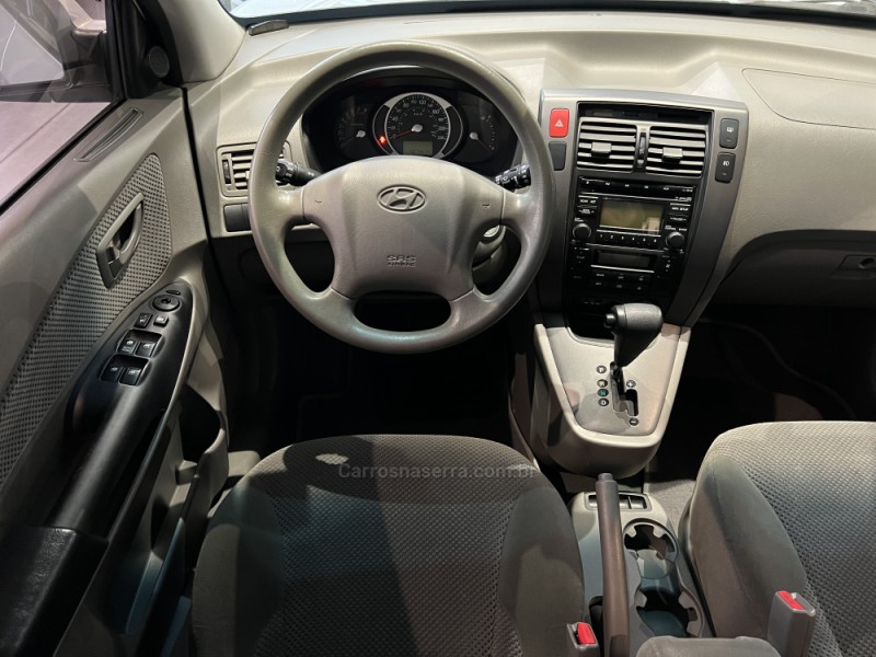 TUCSON 2.0 MPFI GLS 16V 143CV 2WD FLEX 4P AUTOMÁTICO - 2013 - CAXIAS DO SUL