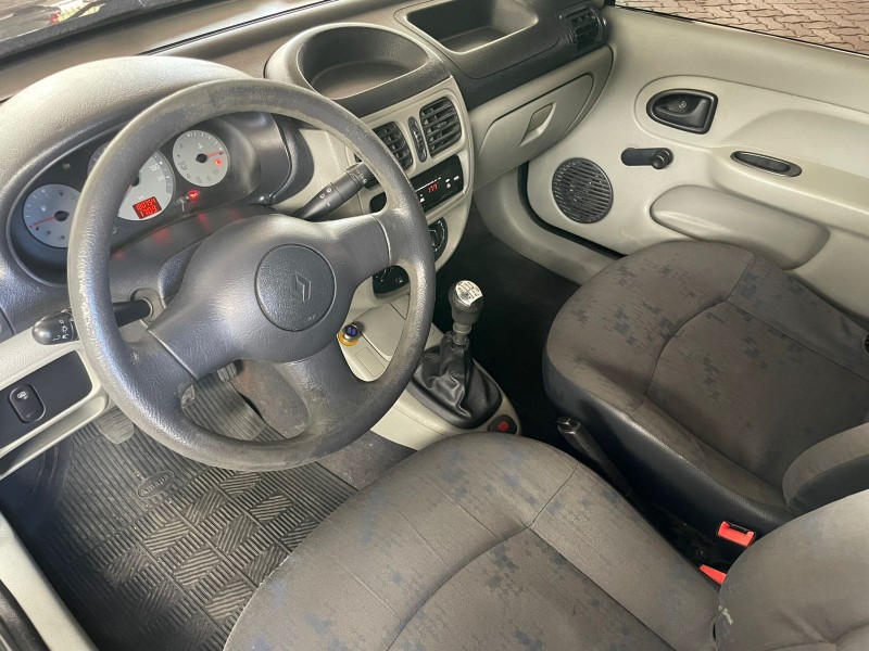 CLIO 1.0 AUTHENTIQUE 8V GASOLINA 2P MANUAL - 2006 - CAXIAS DO SUL