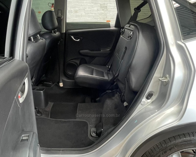 FIT 1.5 TWIST 16V FLEX 4P AUTOMÁTICO - 2014 - VACARIA
