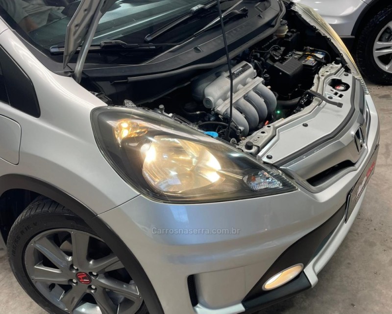 FIT 1.5 TWIST 16V FLEX 4P AUTOMÁTICO - 2014 - VACARIA