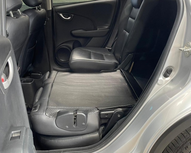 FIT 1.5 TWIST 16V FLEX 4P AUTOMÁTICO - 2014 - VACARIA