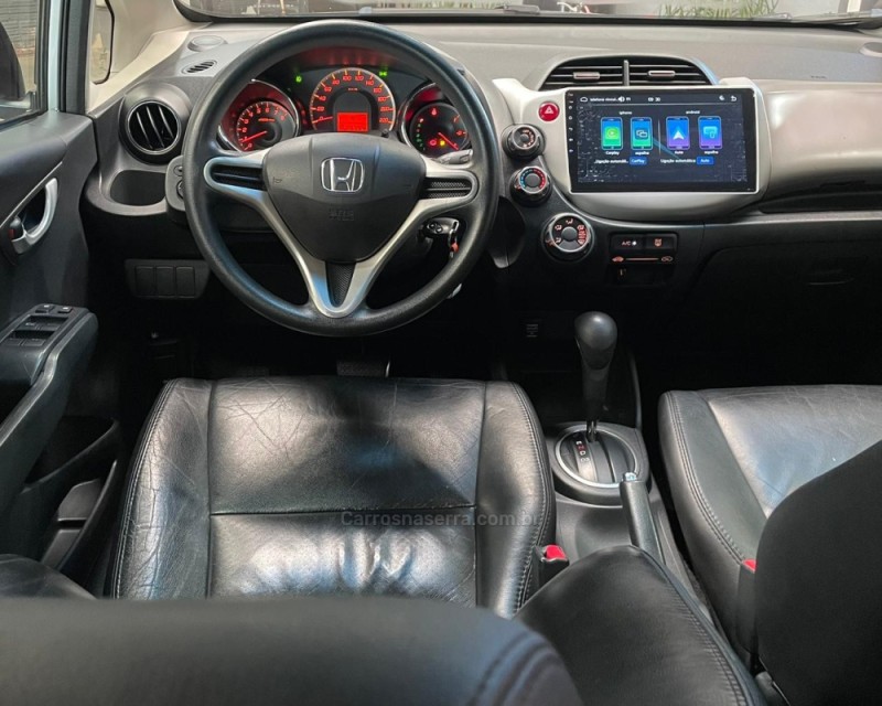 FIT 1.5 TWIST 16V FLEX 4P AUTOMÁTICO - 2014 - VACARIA