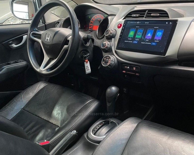 FIT 1.5 TWIST 16V FLEX 4P AUTOMÁTICO - 2014 - VACARIA