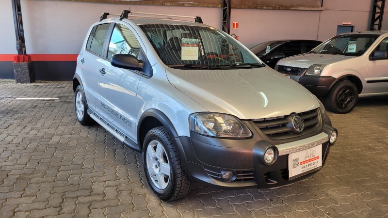CROSSFOX 1.6 MI FLEX 8V 4P MANUAL - 2010 - GARIBALDI