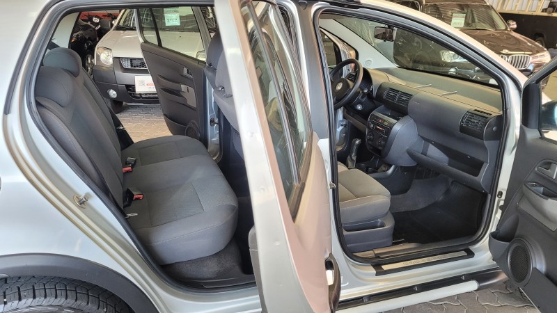 CROSSFOX 1.6 MI FLEX 8V 4P MANUAL - 2010 - GARIBALDI