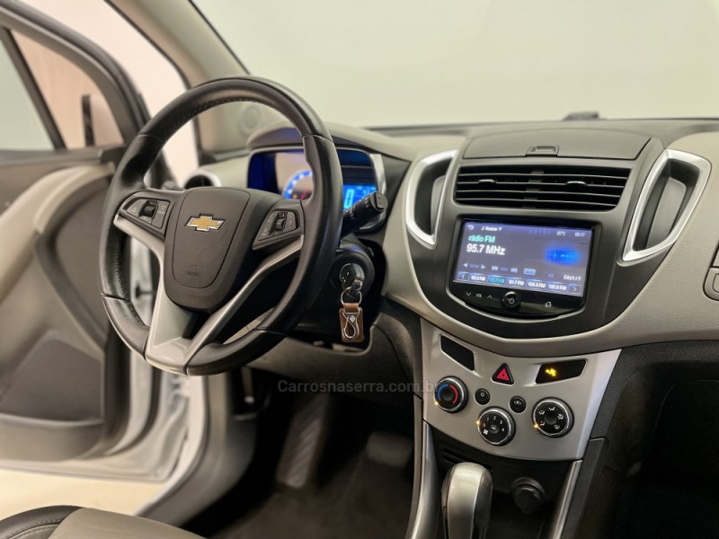 TRACKER 1.8 MPFI LTZ 4X2 16V FLEX 4P AUTOMÁTICO - 2015 - SANTA CRUZ DO SUL