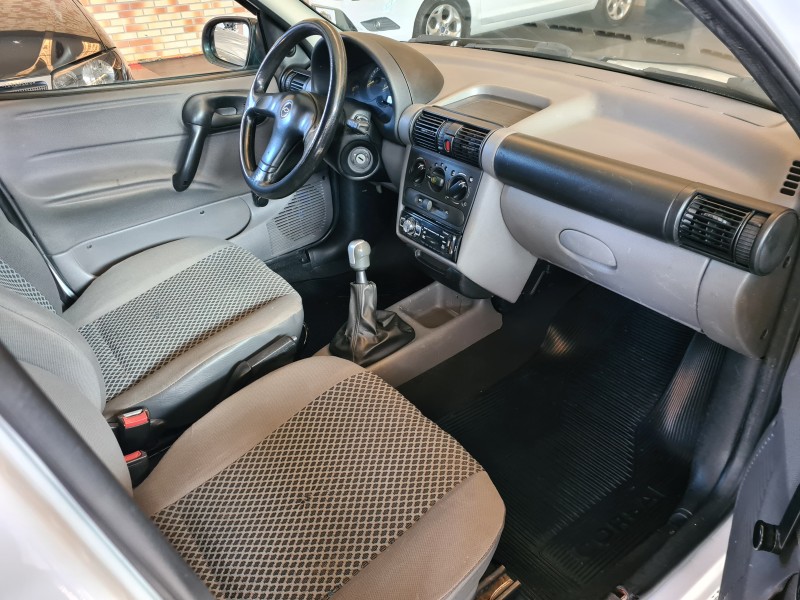 CLASSIC 1.0 VHC LIFE 8V FLEX 4P MANUAL - 2009 - FARROUPILHA
