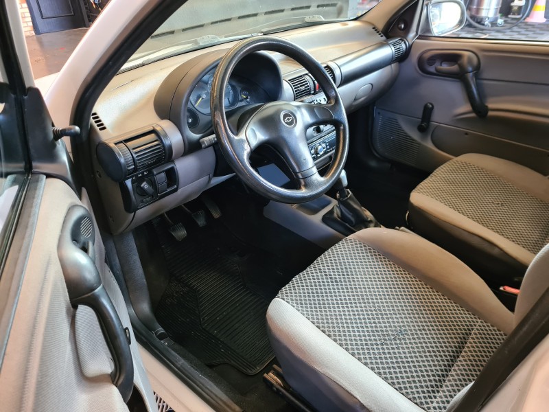 CLASSIC 1.0 VHC LIFE 8V FLEX 4P MANUAL - 2009 - FARROUPILHA