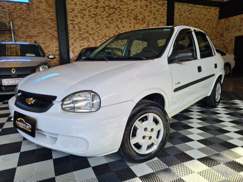 CLASSIC 1.0 VHC LIFE 8V FLEX 4P MANUAL