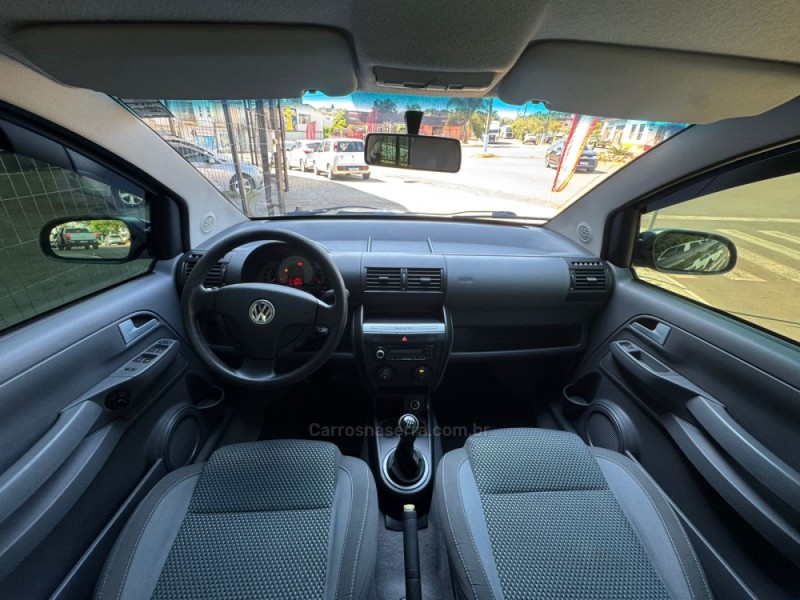 FOX 1.6 MI ROUTE 8V FLEX 4P MANUAL - 2009 - TAPEJARA