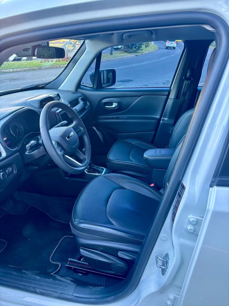 RENEGADE 1.3 SPORT T270 16V TURBO FLEX 4P AUTOMÁTICO - 2023 - CAXIAS DO SUL