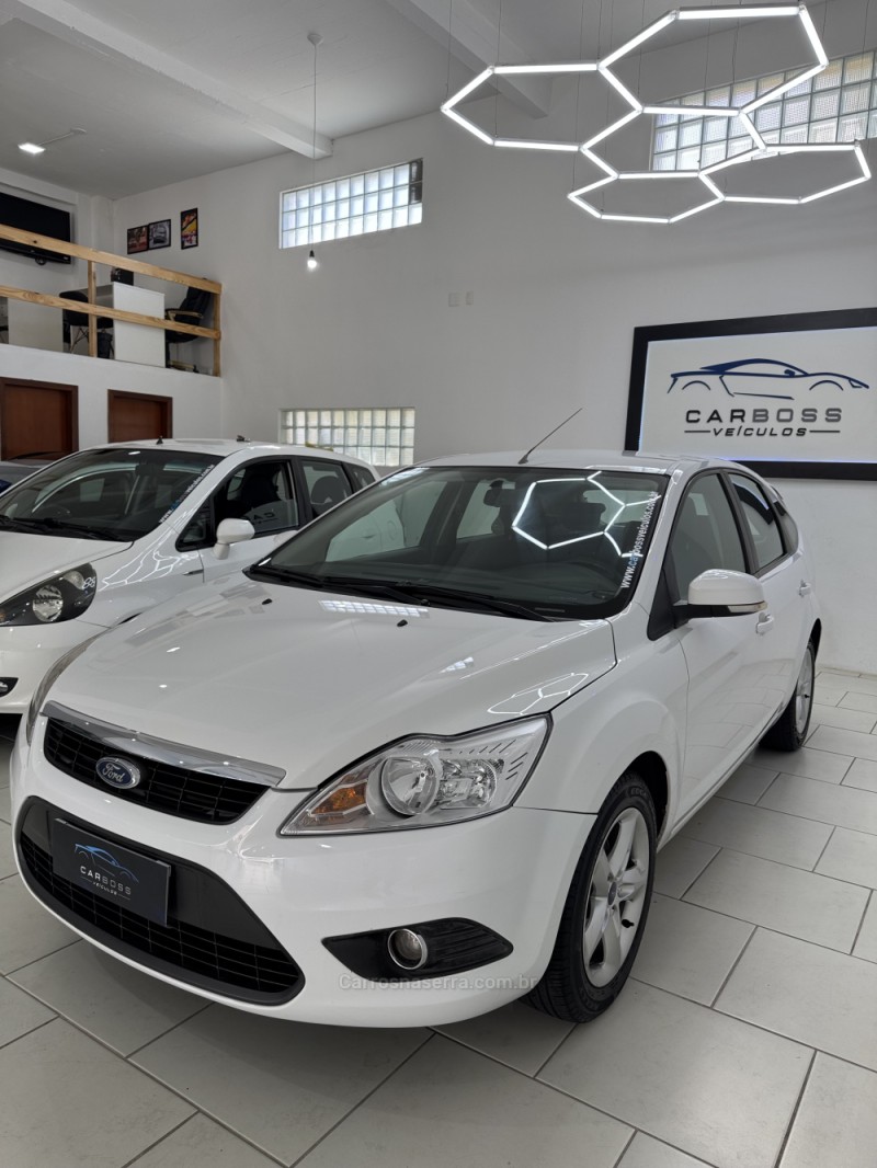FOCUS 1.6 SE 16V FLEX 4P MANUAL - 2012 - CAXIAS DO SUL