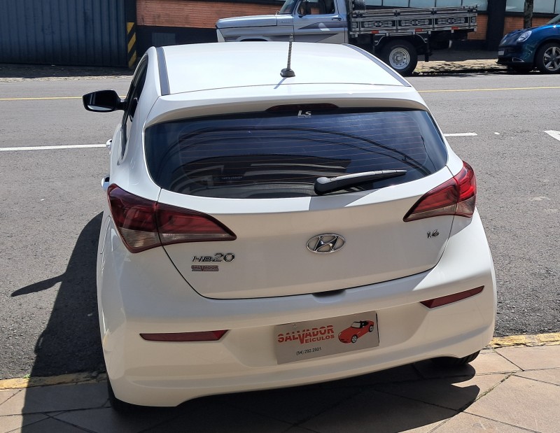 HB20 1.6 COMFORT 16V FLEX 4P MANUAL - 2019 - FLORES DA CUNHA