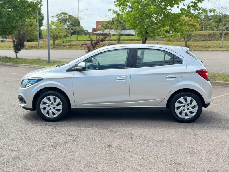 ONIX 1.4 MPFI LT 8V FLEX 4P MANUAL - 2014 - BENTO GONçALVES