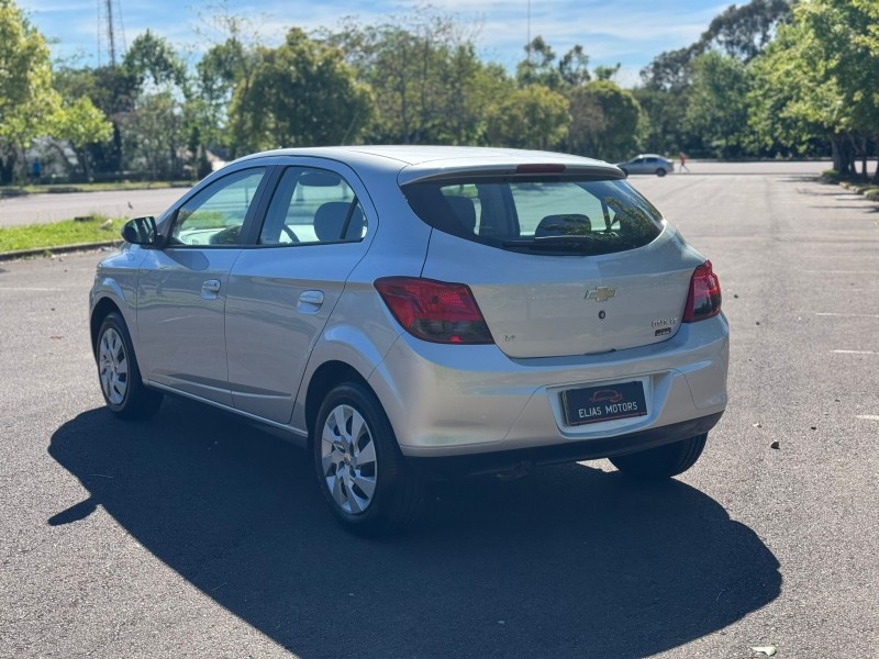 ONIX 1.4 MPFI LT 8V FLEX 4P MANUAL - 2014 - BENTO GONçALVES