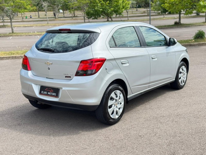 ONIX 1.4 MPFI LT 8V FLEX 4P MANUAL - 2014 - BENTO GONçALVES