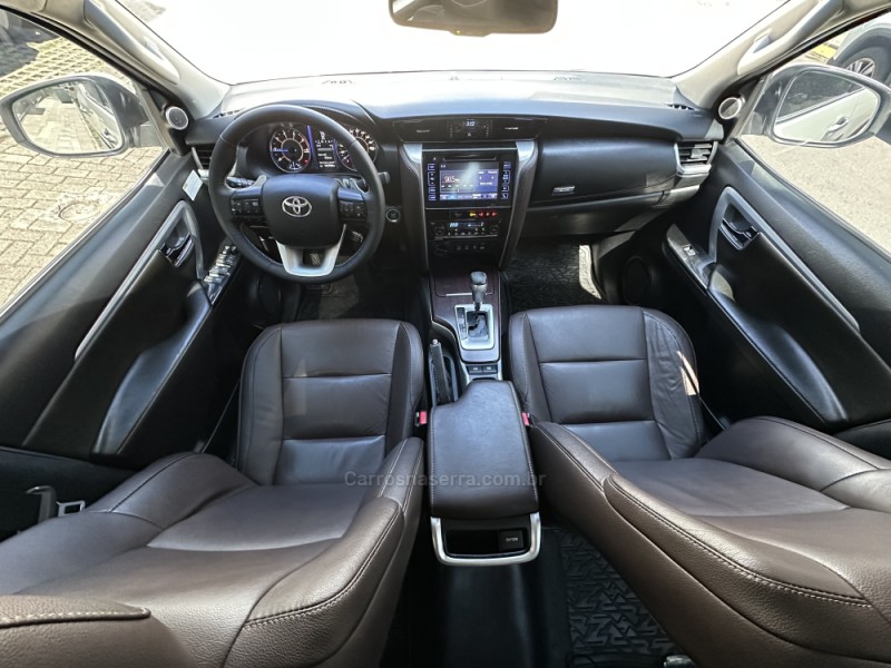 HILUX SW4 2.8 SRX 4X4 16V TURBO INTERCOOLER DIESEL 4P AUTOMÁTICO - 2017 - CAXIAS DO SUL