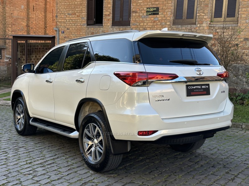 HILUX SW4 2.8 SRX 4X4 16V TURBO INTERCOOLER DIESEL 4P AUTOMÁTICO - 2017 - CAXIAS DO SUL