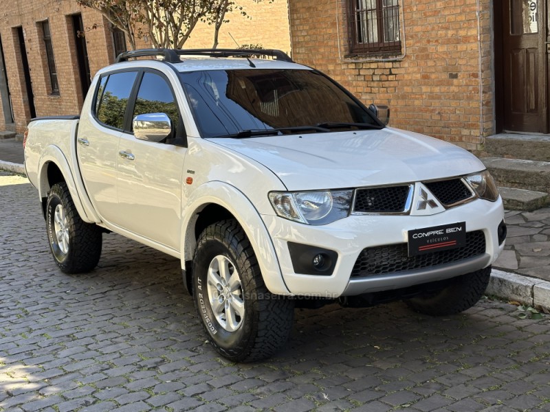 L200 TRITON 3.2 HPE 4X4 CD 16V TURBO INTERCOOLER DIESEL 4P AUTOMÁTICO - 2011 - CAXIAS DO SUL