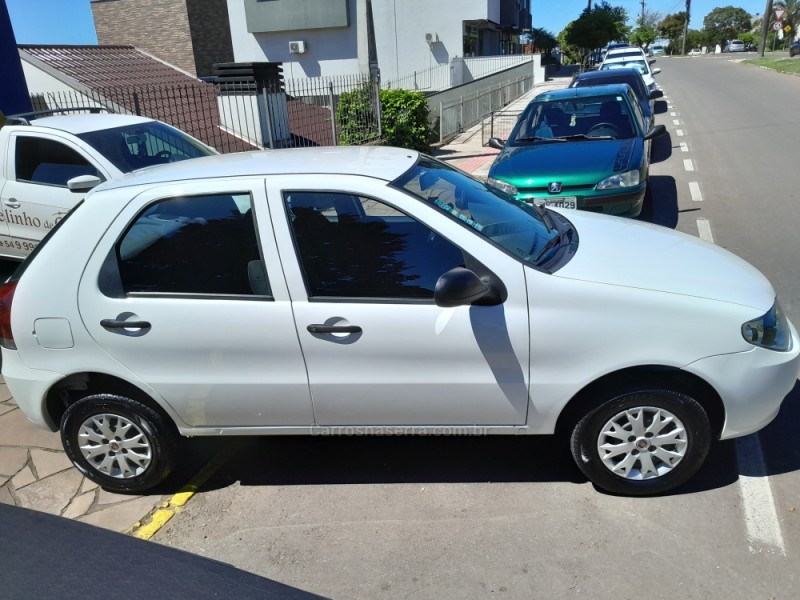 PALIO 1.0 MPI FIRE ECONOMY 8V FLEX 4P MANUAL - 2016 - NOVA PRATA