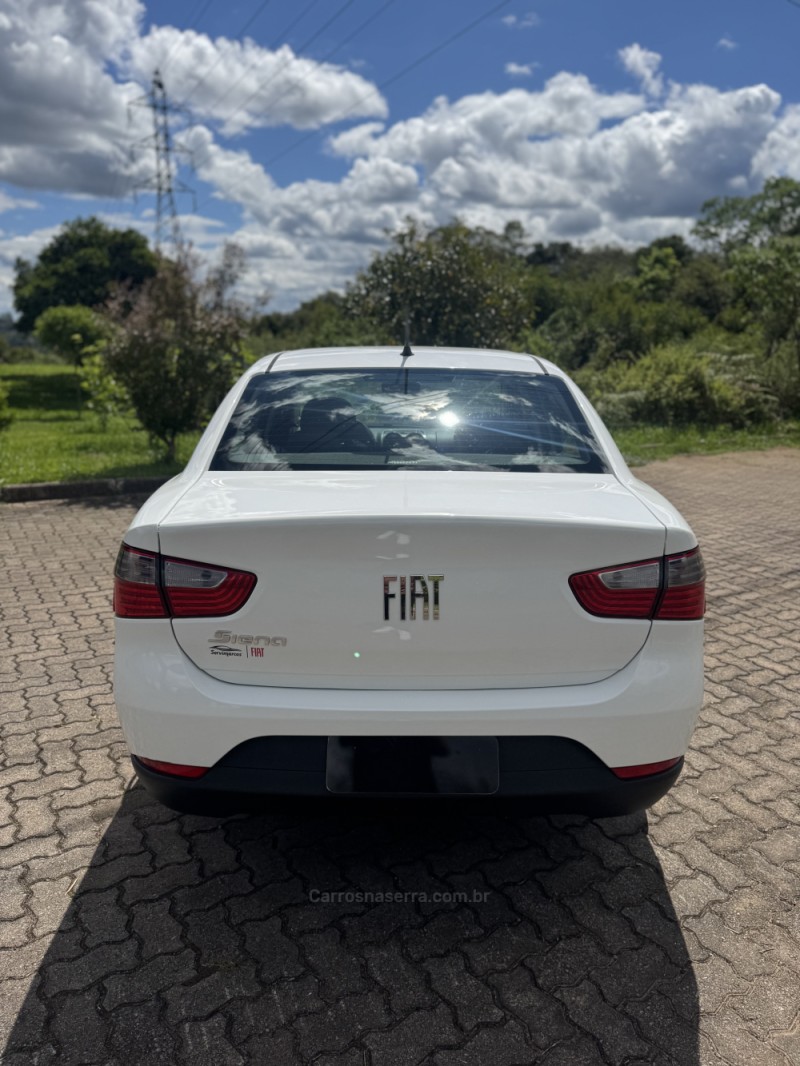 GRAND SIENA 1.0 ATTRACTIVE 8V FLEX 4P MANUAL - 2021 - BENTO GONçALVES