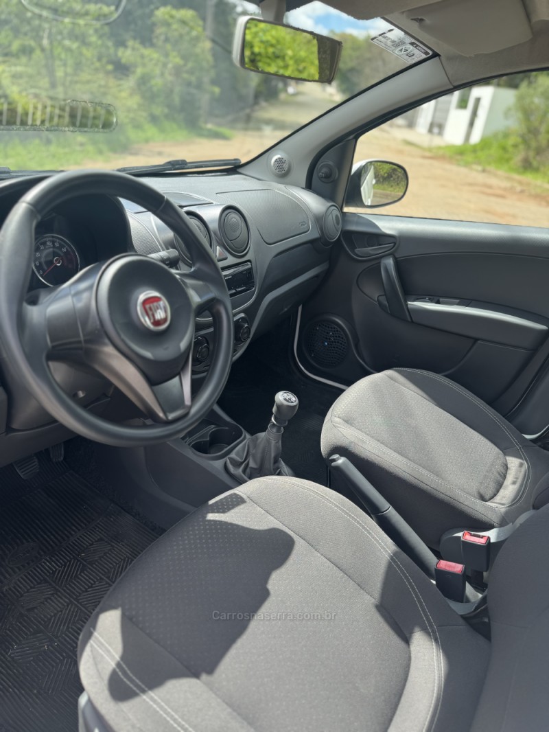 GRAND SIENA 1.0 ATTRACTIVE 8V FLEX 4P MANUAL - 2021 - BENTO GONçALVES