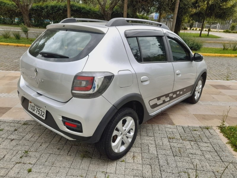 SANDERO 1.6 STEPWAY RIP CURL 8V FLEX 4P AUTOMATIZADO - 2017 - FARROUPILHA