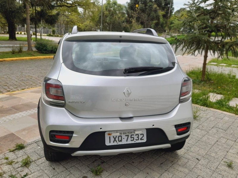 SANDERO 1.6 STEPWAY RIP CURL 8V FLEX 4P AUTOMATIZADO - 2017 - FARROUPILHA