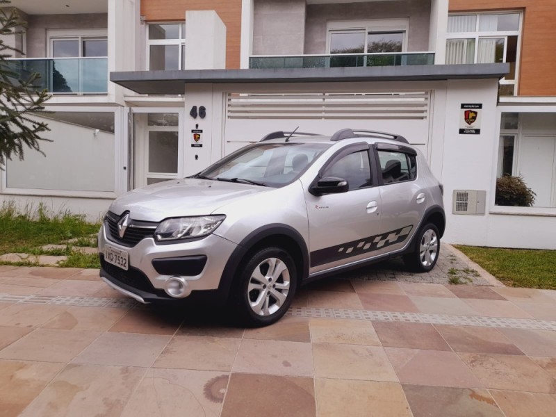 sandero 1.6 stepway rip curl 8v flex 4p automatizado 2017 farroupilha