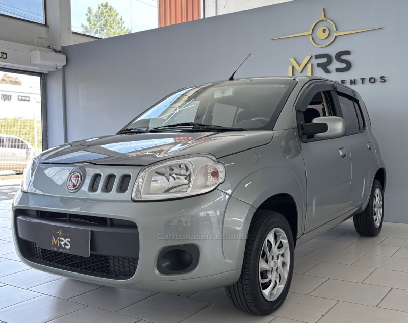 UNO 1.0 EVO VIVACE 8V FLEX 4P MANUAL - 2015 - CAXIAS DO SUL
