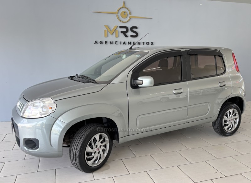 UNO 1.0 EVO VIVACE 8V FLEX 4P MANUAL - 2015 - CAXIAS DO SUL