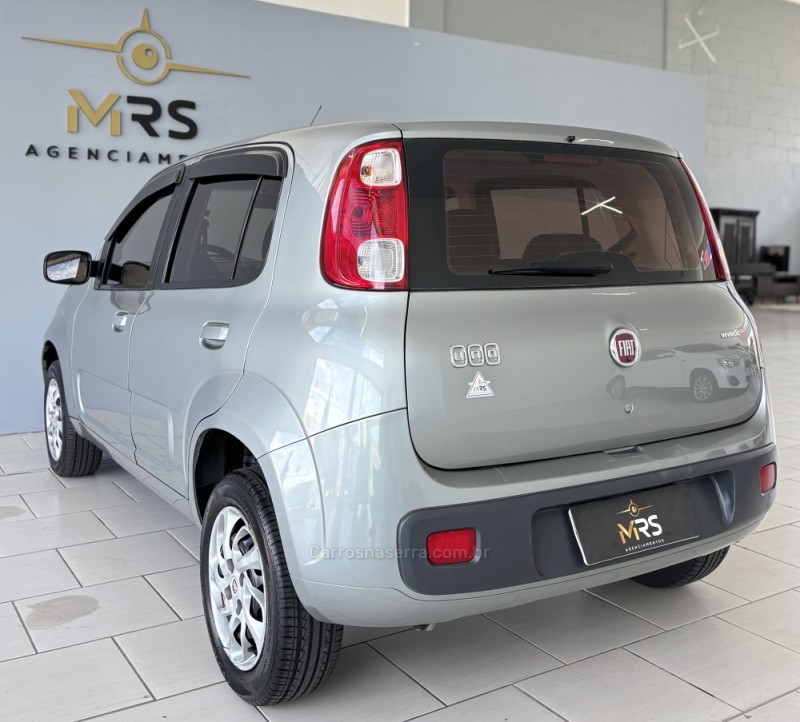 UNO 1.0 EVO VIVACE 8V FLEX 4P MANUAL - 2015 - CAXIAS DO SUL