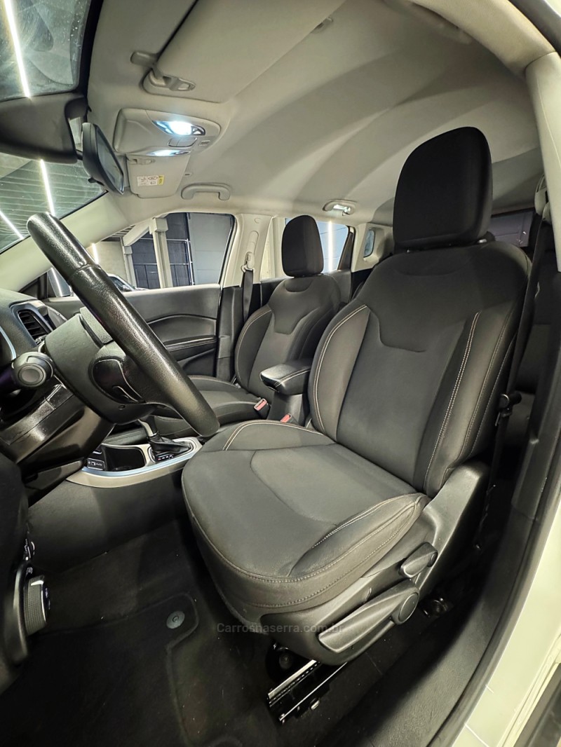 COMPASS 2.0 16V FLEX SPORT AUTOMÁTICO - 2020 - PASSO FUNDO