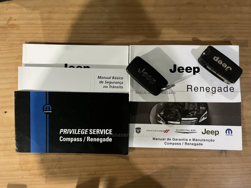 RENEGADE 2.0 16V TURBO DIESEL LONGITUDE 4P 4X4 AUTOMÁTICO - 2018 - CAXIAS DO SUL