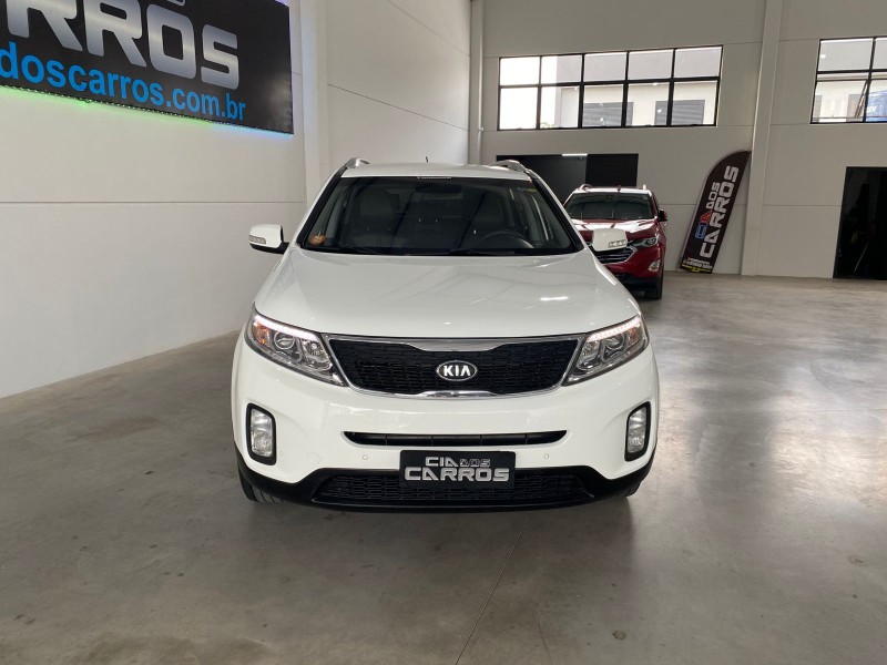 SORENTO 2.4 EX2 4X2 16V GASOLINA 4P AUTOMÁTICO - 2014 - LAJEADO
