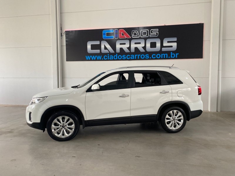 SORENTO 2.4 EX2 4X2 16V GASOLINA 4P AUTOMÁTICO - 2014 - LAJEADO