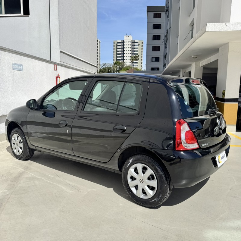 CLIO 1.0 EXPRESSION 16V HI-FLEX 4P MANUAL - 2013 - CAXIAS DO SUL