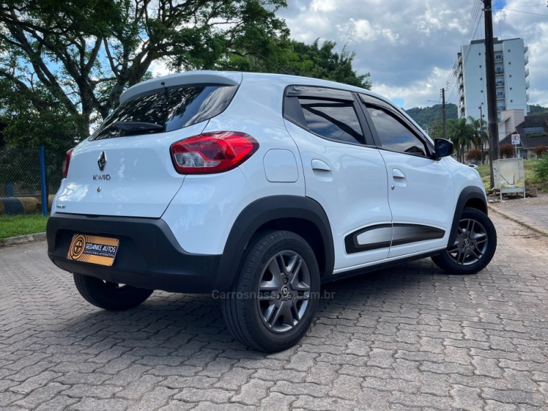 KWID 1.0 12V SCE FLEX INTENSE MANUAL - 2018 - SãO SEBASTIãO DO CAí